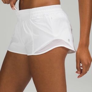 Lululemon Hotty Hot Low Rise Short 2.5”